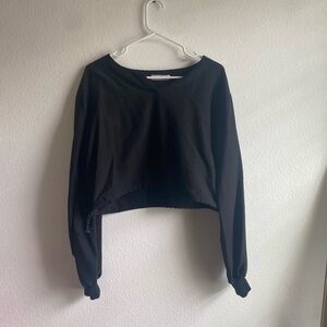 Black Cropped Relaxed Long Sleeve Sweatshirt